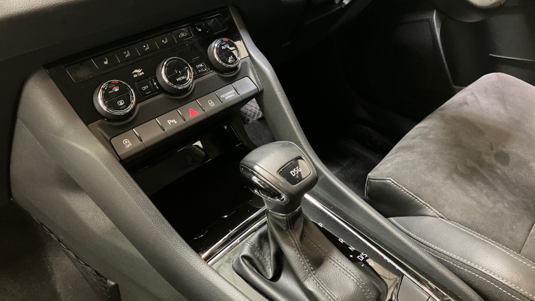 Skoda Karoq 1.0 TSI SE L 5dr DSG Petrol Estate